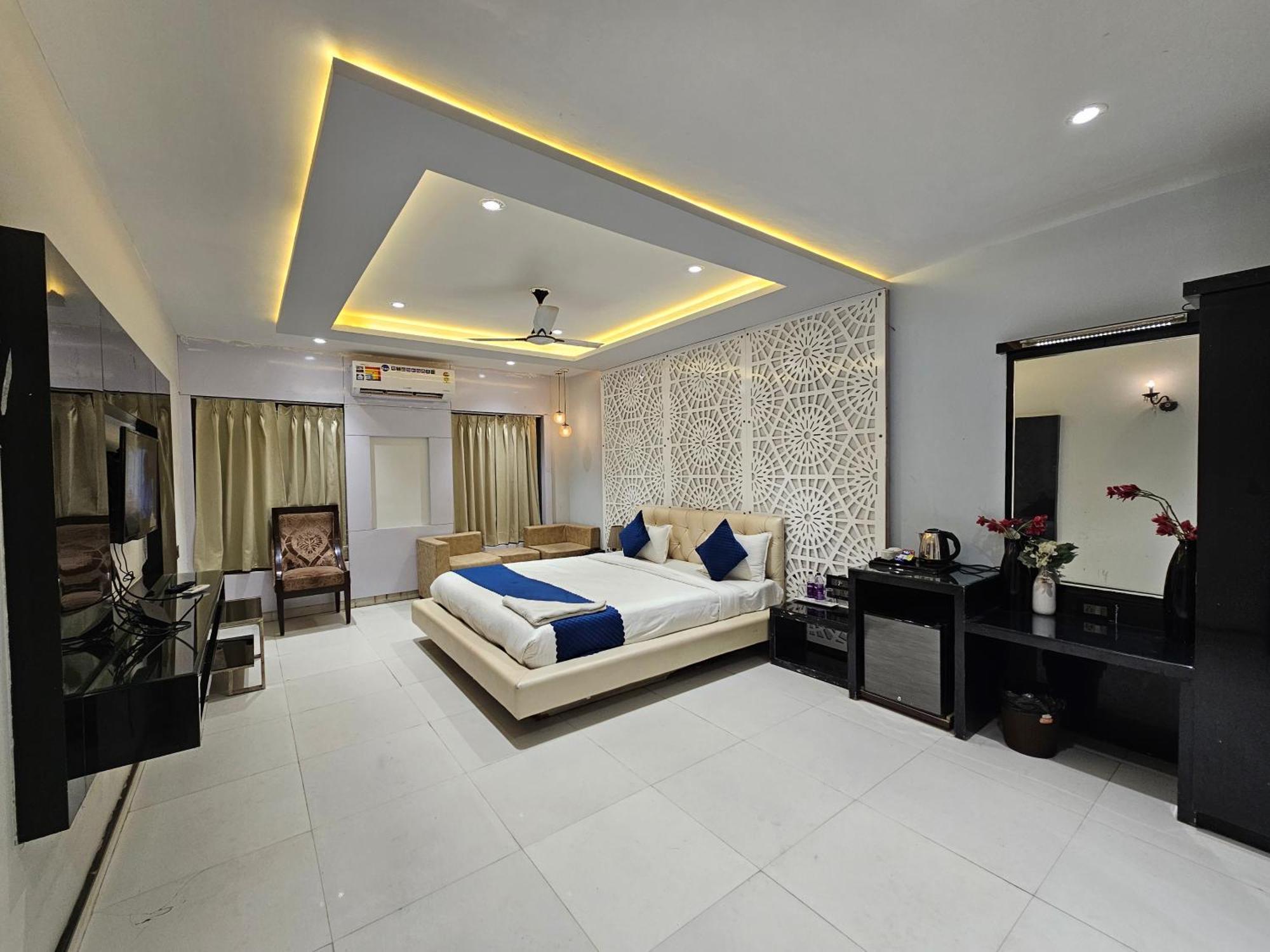 Hotel Mk Vivanta กวาลิออร์ ภายนอก รูปภาพ